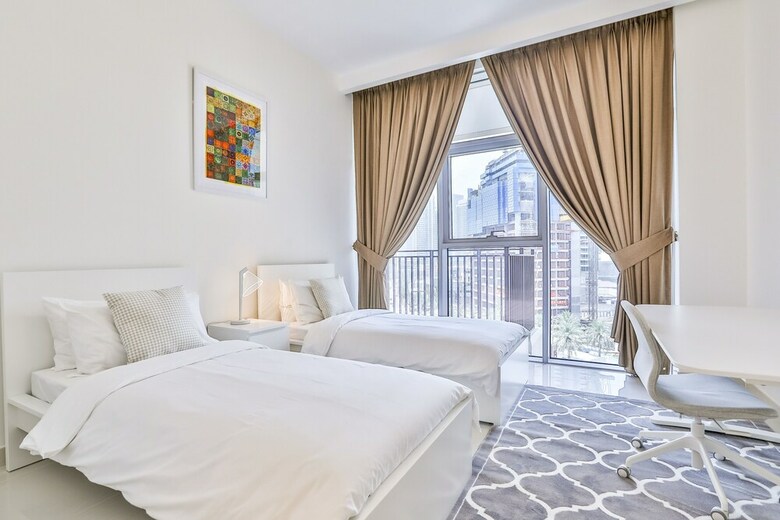 Residencia Driven Holiday Homes- Crescent Boulevard