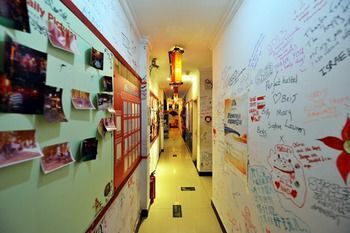 Happy Dragon Hostel