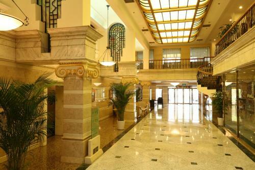 Beijing Dong Chang'an Hotel