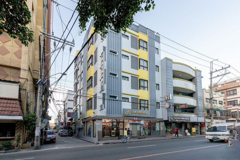 Hotel Baymont Suites & Residences