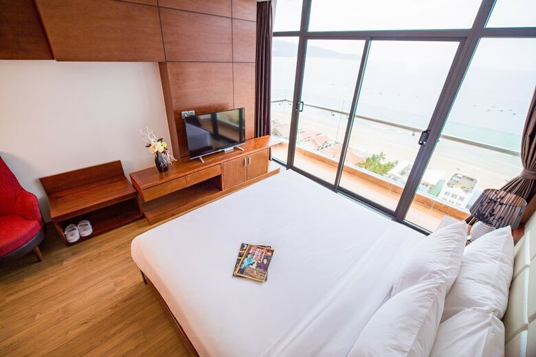 Le Hoang Beach Hotel