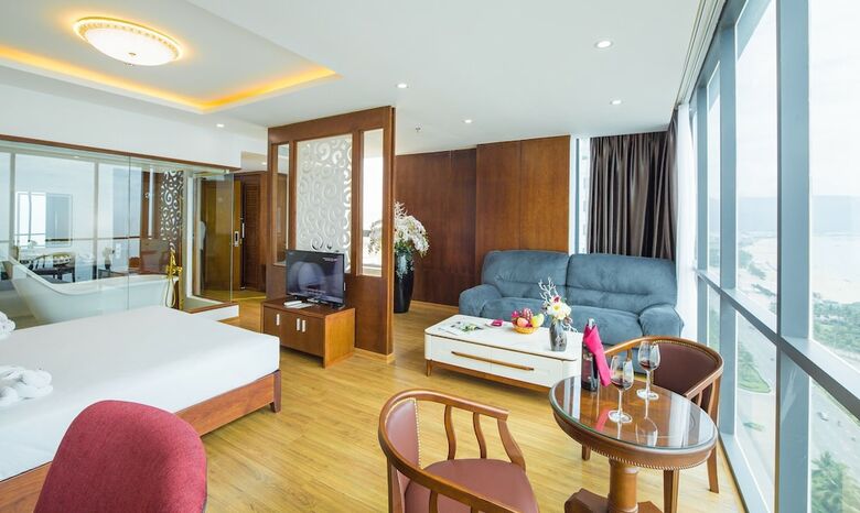 Le Hoang Beach Hotel