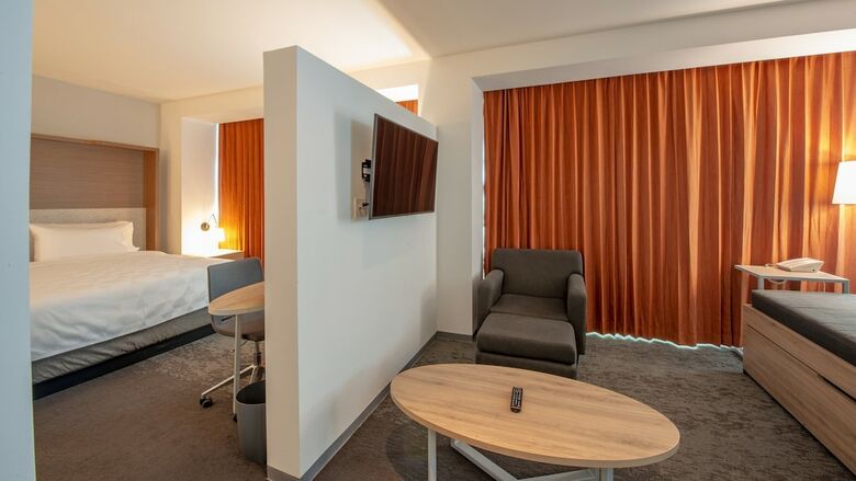 Holiday Inn Hotel & Suites Merida La Isla