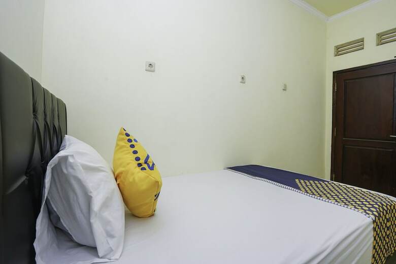 Hostal Spot On 2219 Madina Residence