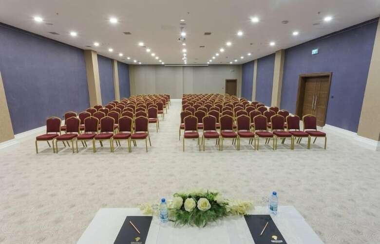 Grannos Thermal Hotel & Convention Center