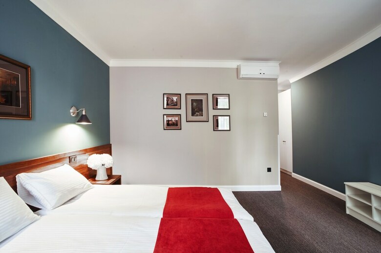 Sherlock Holmes Boutique Hotel