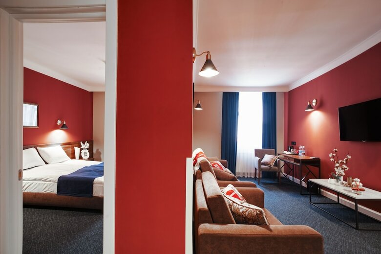 Sherlock Holmes Boutique Hotel