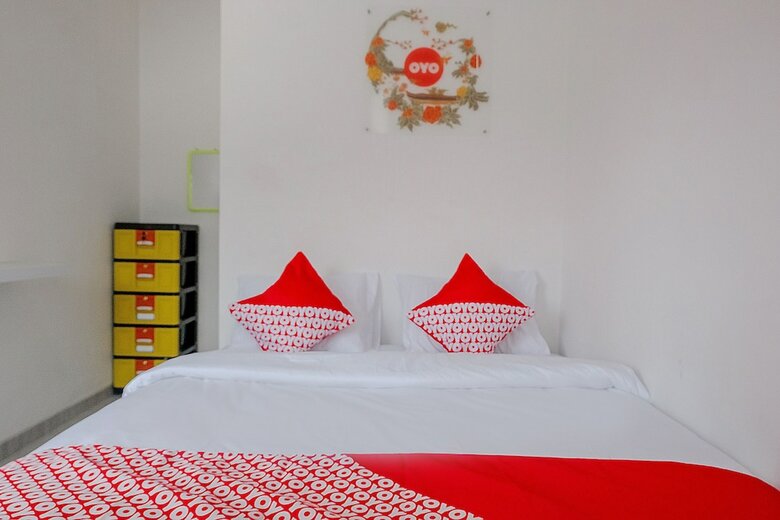 Hostal Oyo 1176 J3 Residence Syariah