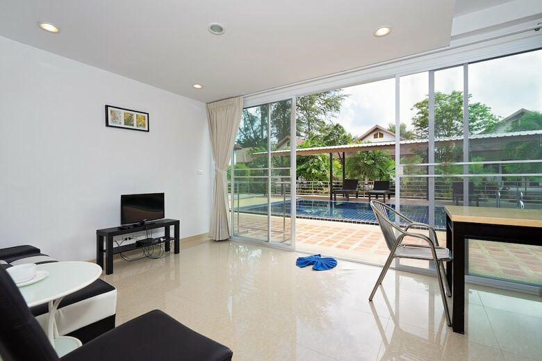 Lipa Bay Residence