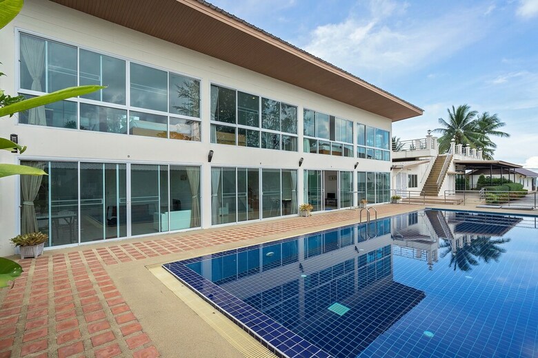 Lipa Bay Residence