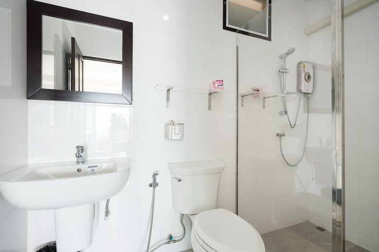 Lipa Bay Residence