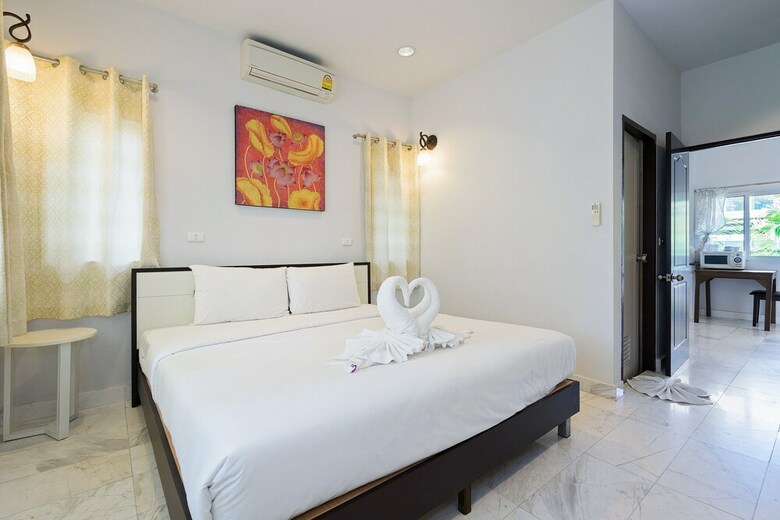 Lipa Bay Residence
