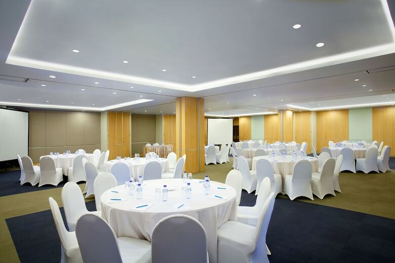 Batiqa Hotel & Apartments Karawang