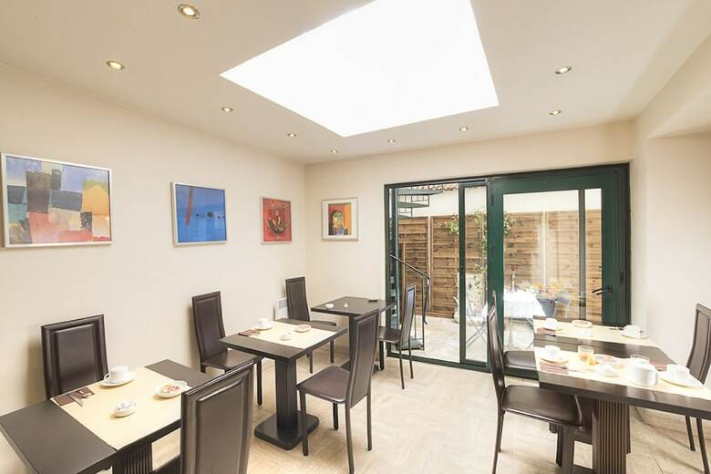 Hotel H�tel Pierre Nicole