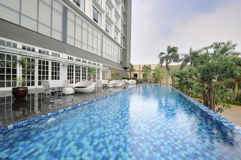 Veranda Hotel @ Pakubuwono By Breezbay Japan