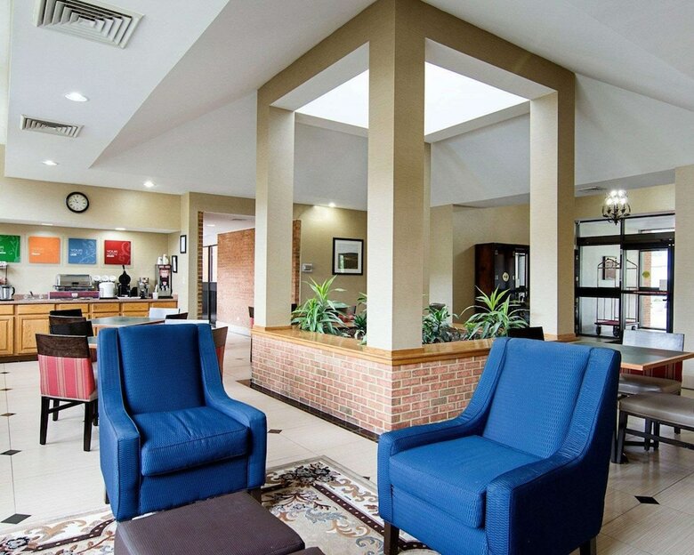 Hotel Comfort Inn