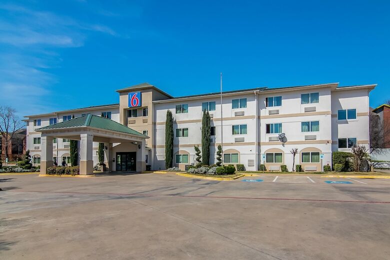 Motel 6 Dallas, Tx - North - Richardson