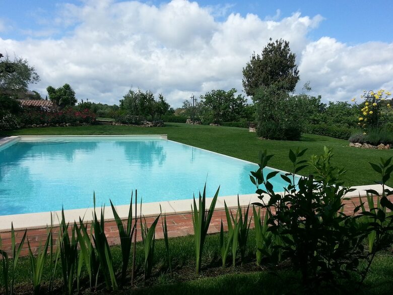 Bed & Breakfast Aia Mattonata Relais