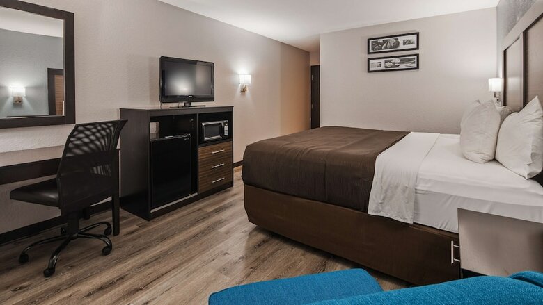 Surestay Hotel By Best Western Cedar Rapids