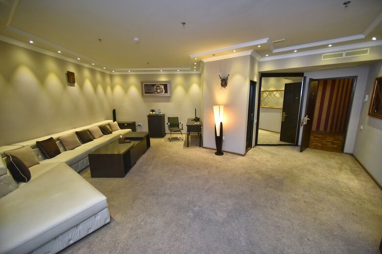 Imperial Palace Hotel