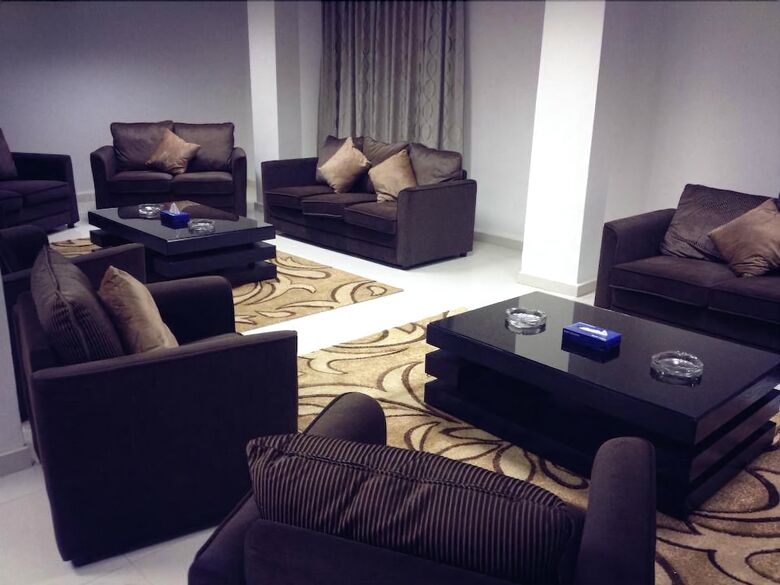 Seven Days Hotel