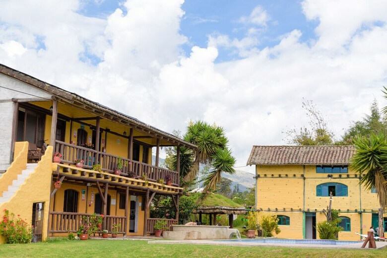 Hostal Colibr� Aeropuerto - Hostel