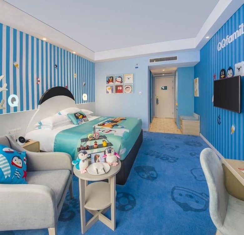 Chimelong Penguin Hotel
