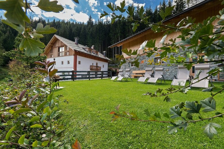 Bed & Breakfast Silentium Dolomites Chalet
