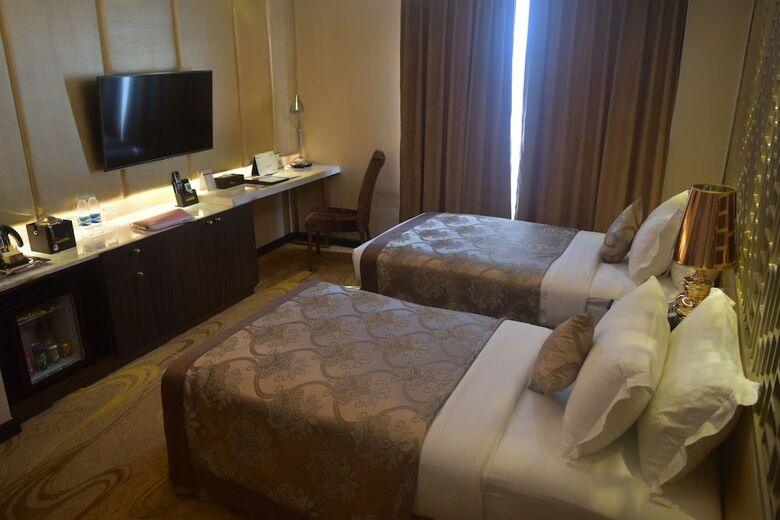 Best Western Chinatown Hotel