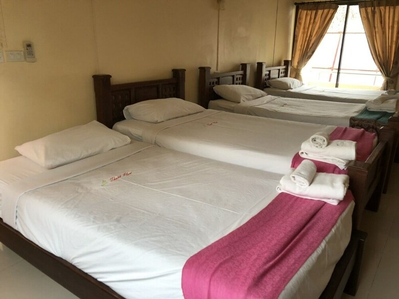 Hotel Oyo 1024 Thank Place