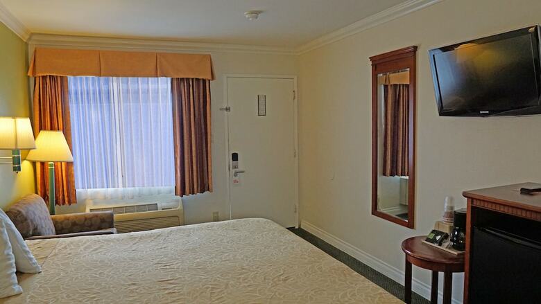 Hotel Redondo Inn And Suites