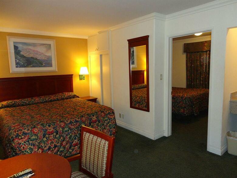 Hotel Redondo Inn And Suites