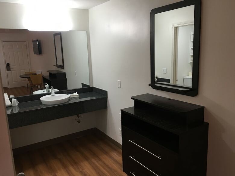 Motel 6 Greenville, Sc
