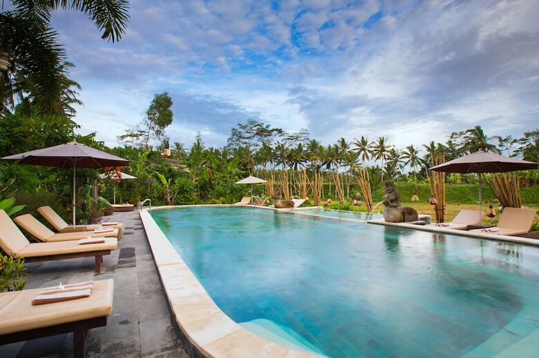 Hotel Om Ham Retreat And Resort