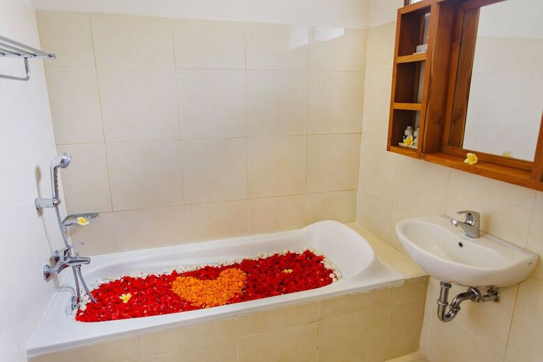 Hotel Om Ham Retreat And Resort