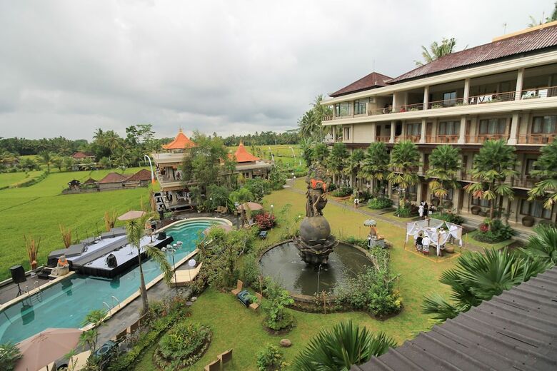 Hotel Om Ham Retreat And Resort