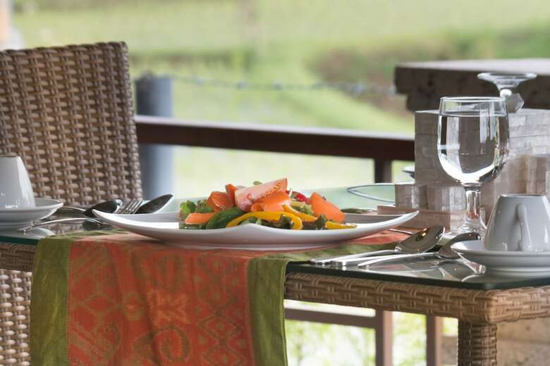 Hotel Om Ham Retreat And Resort