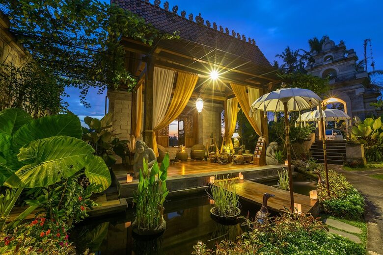 Hotel Om Ham Retreat And Resort