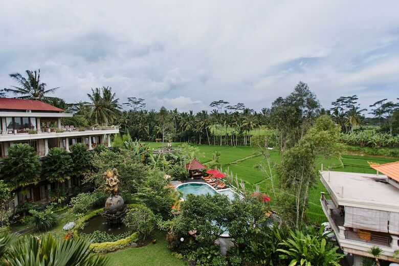 Hotel Om Ham Retreat And Resort