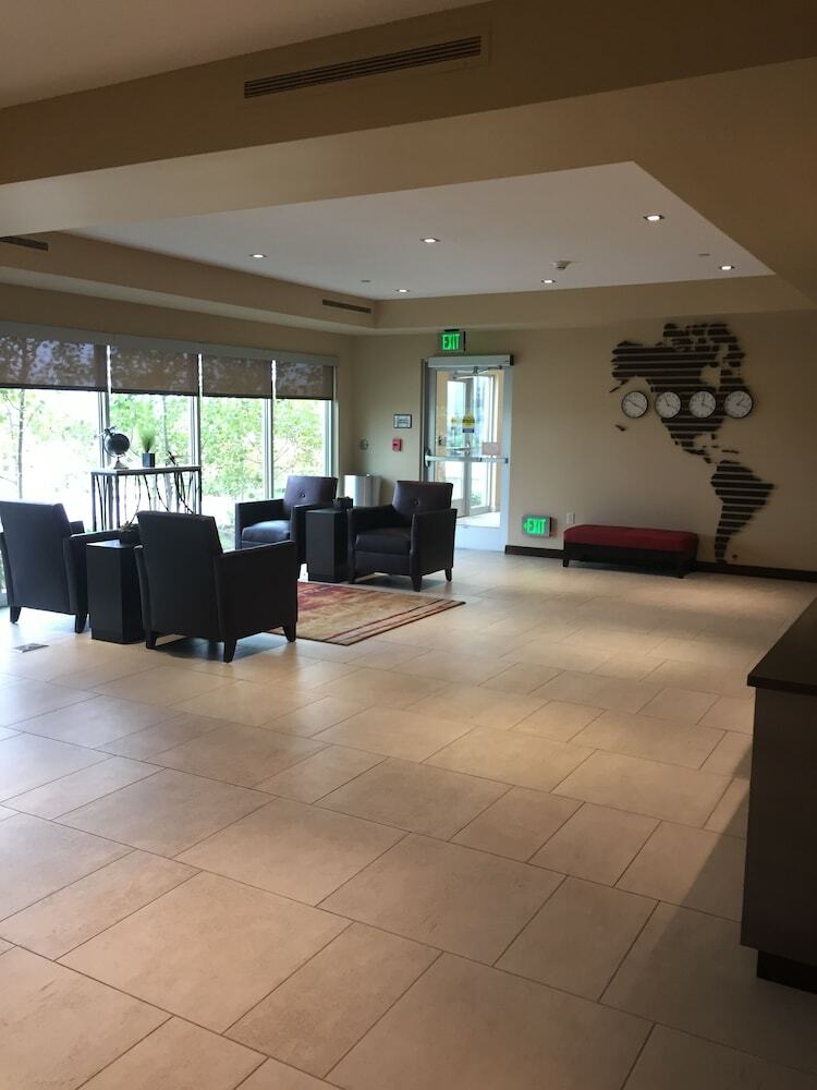 Aerostay Hotel