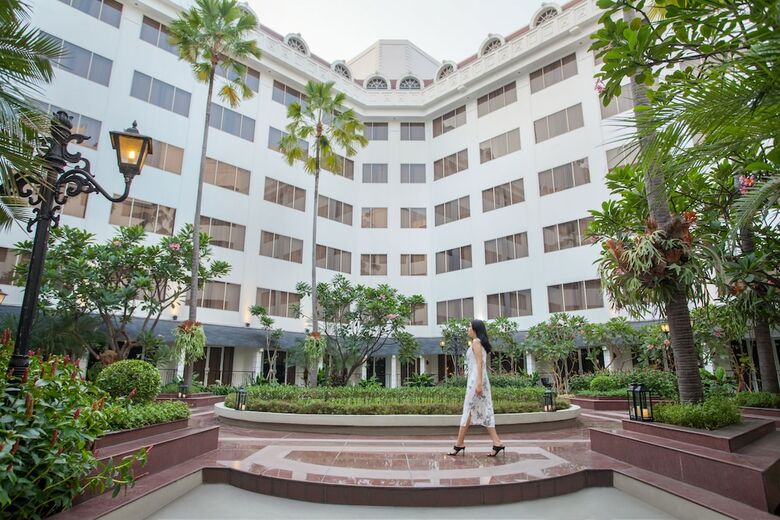 Hotel Mercure Jakarta Batavia
