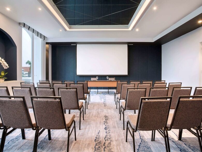 Hotel Mercure Jakarta Batavia