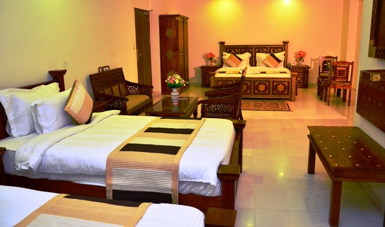 Hotel Crimson Park - The Heritage