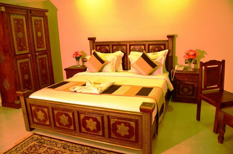 Hotel Crimson Park - The Heritage