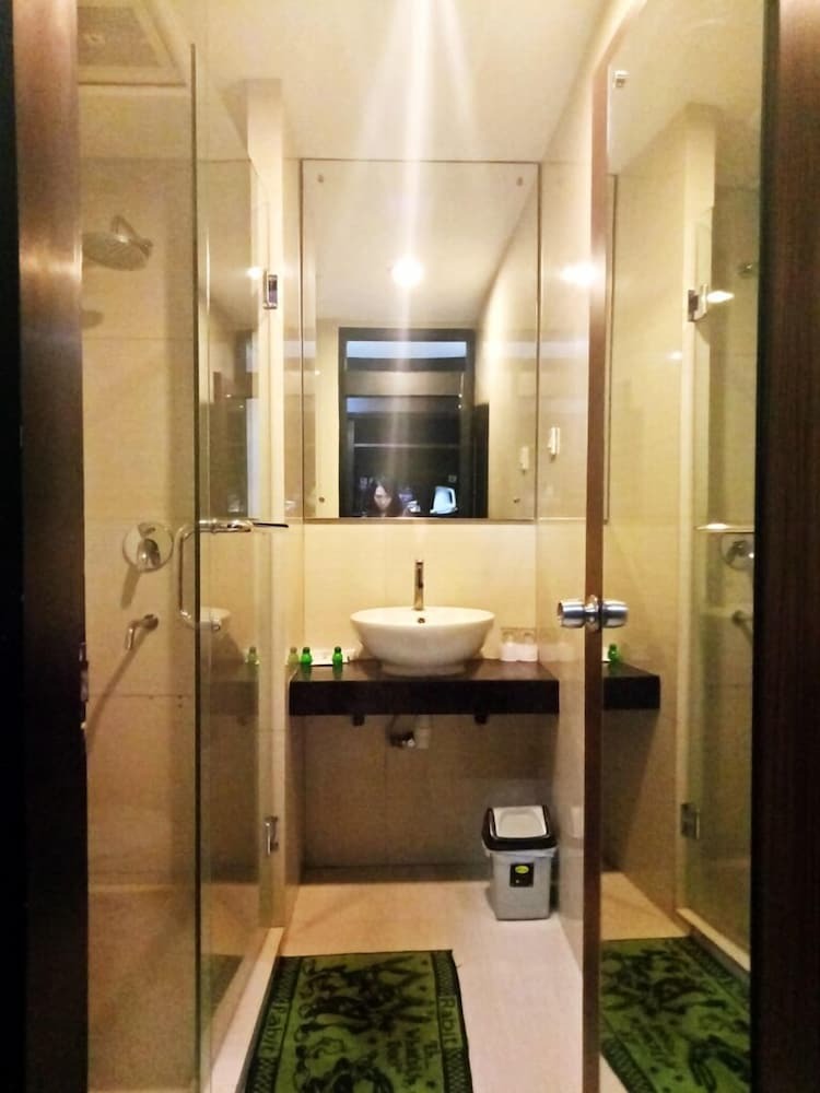 New Grand Park Hotel