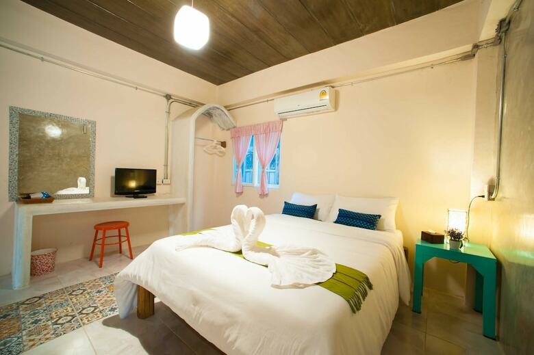 Hotel Baan Chokdee Pai Resort