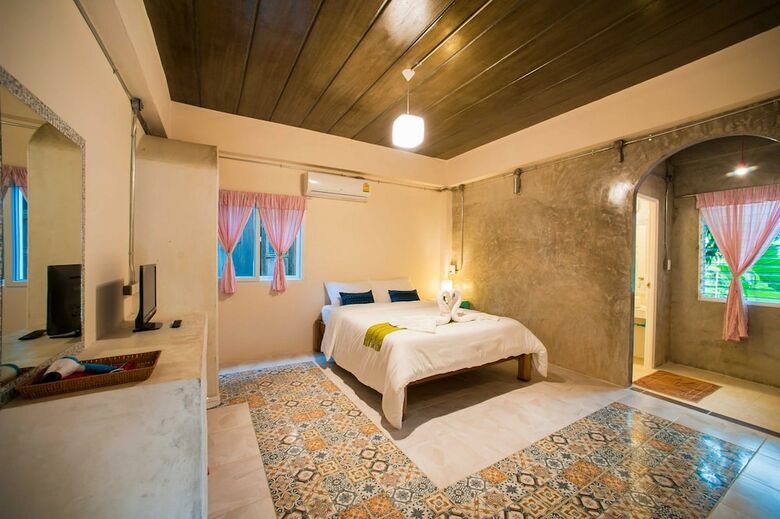 Hotel Baan Chokdee Pai Resort