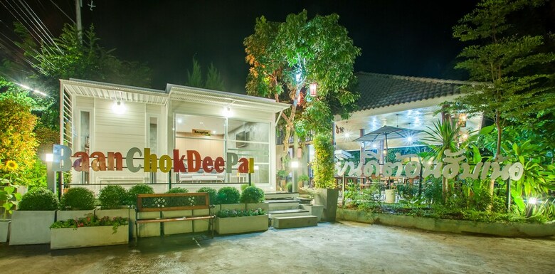 Hotel Baan Chokdee Pai Resort