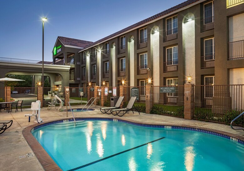 Hotel Holiday Inn Express Lancaster