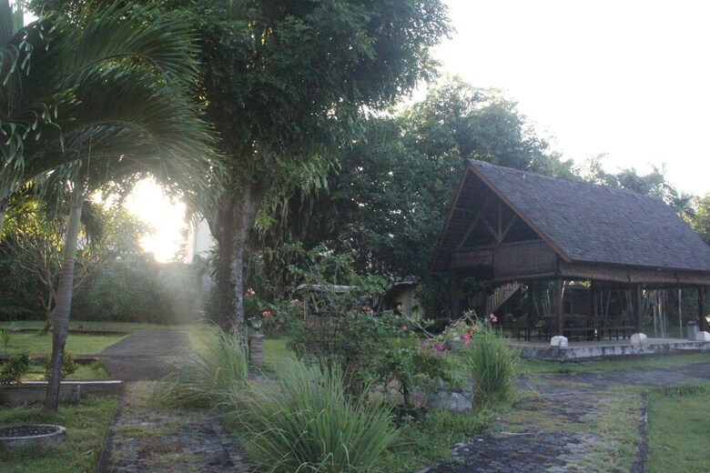 Hotel Suji Bungalow